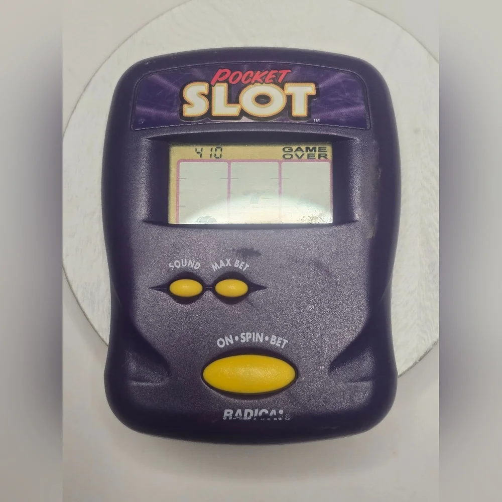 Vintage 1997 Radica Pocket Slot Electronic Handheld Game TESTED [ Read Details ]